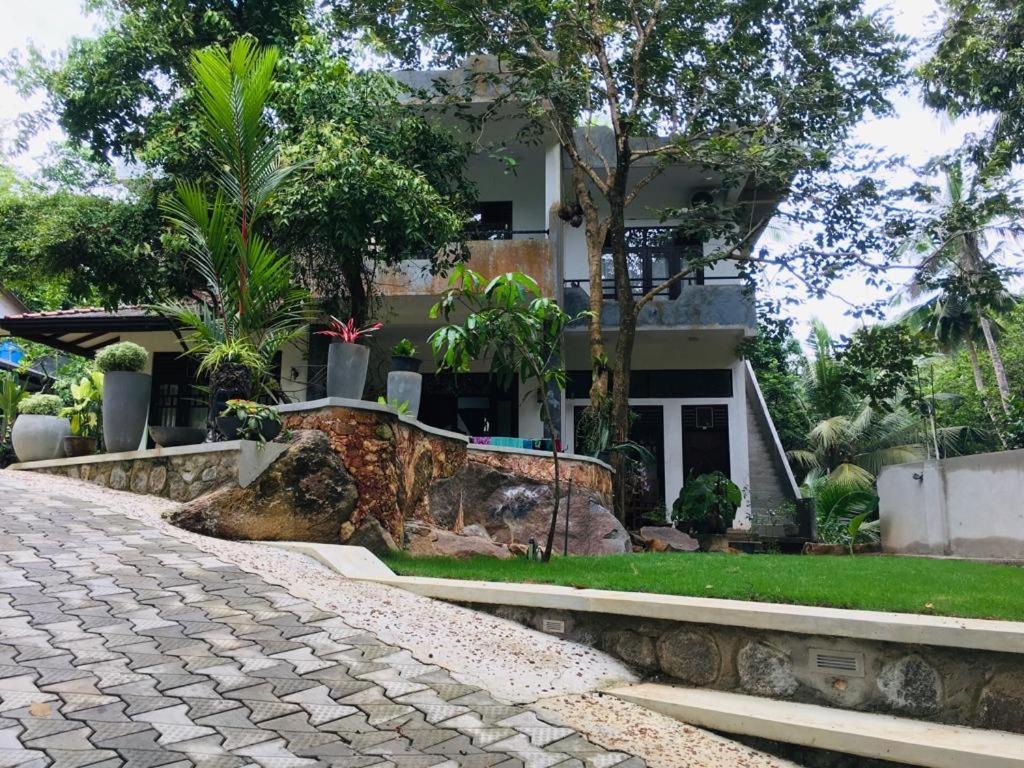 Center Point Villa أونا واتونا المظهر الخارجي الصورة
