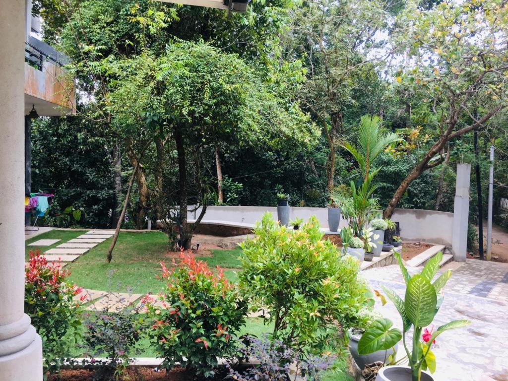 Center Point Villa أونا واتونا المظهر الخارجي الصورة