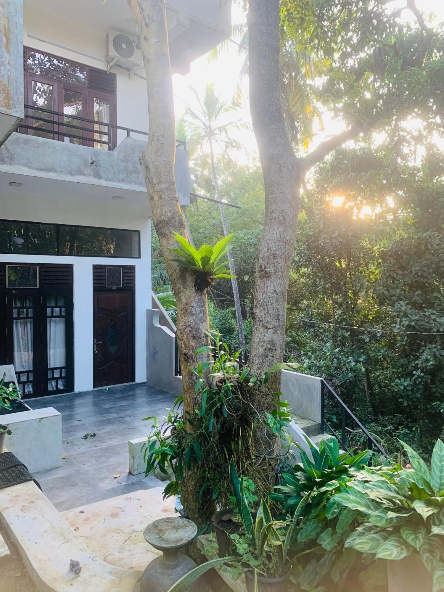 Center Point Villa أونا واتونا المظهر الخارجي الصورة