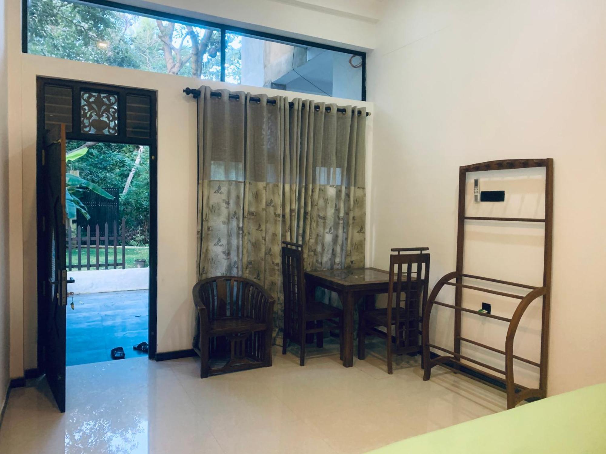Center Point Villa أونا واتونا المظهر الخارجي الصورة