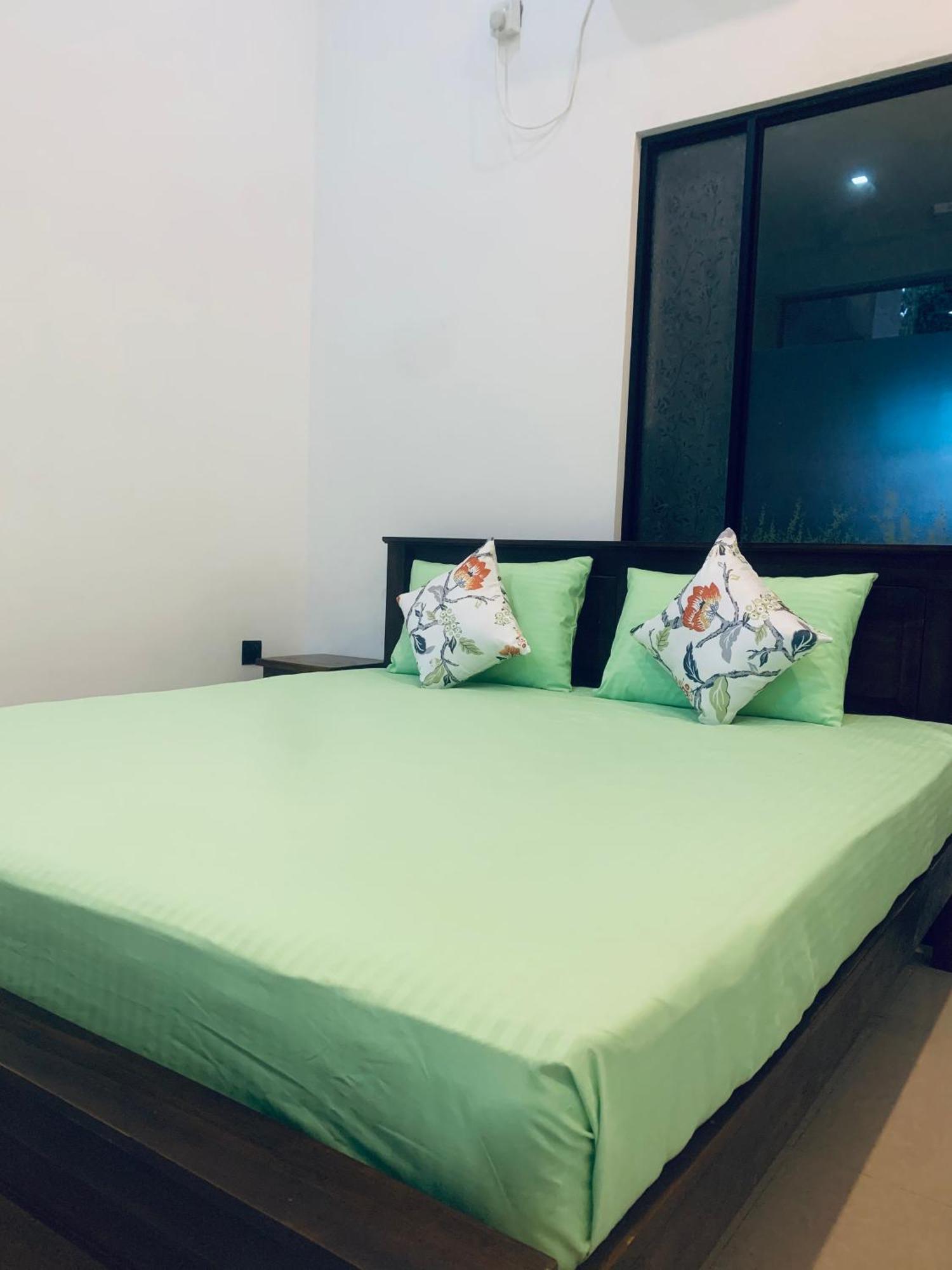 Center Point Villa أونا واتونا المظهر الخارجي الصورة