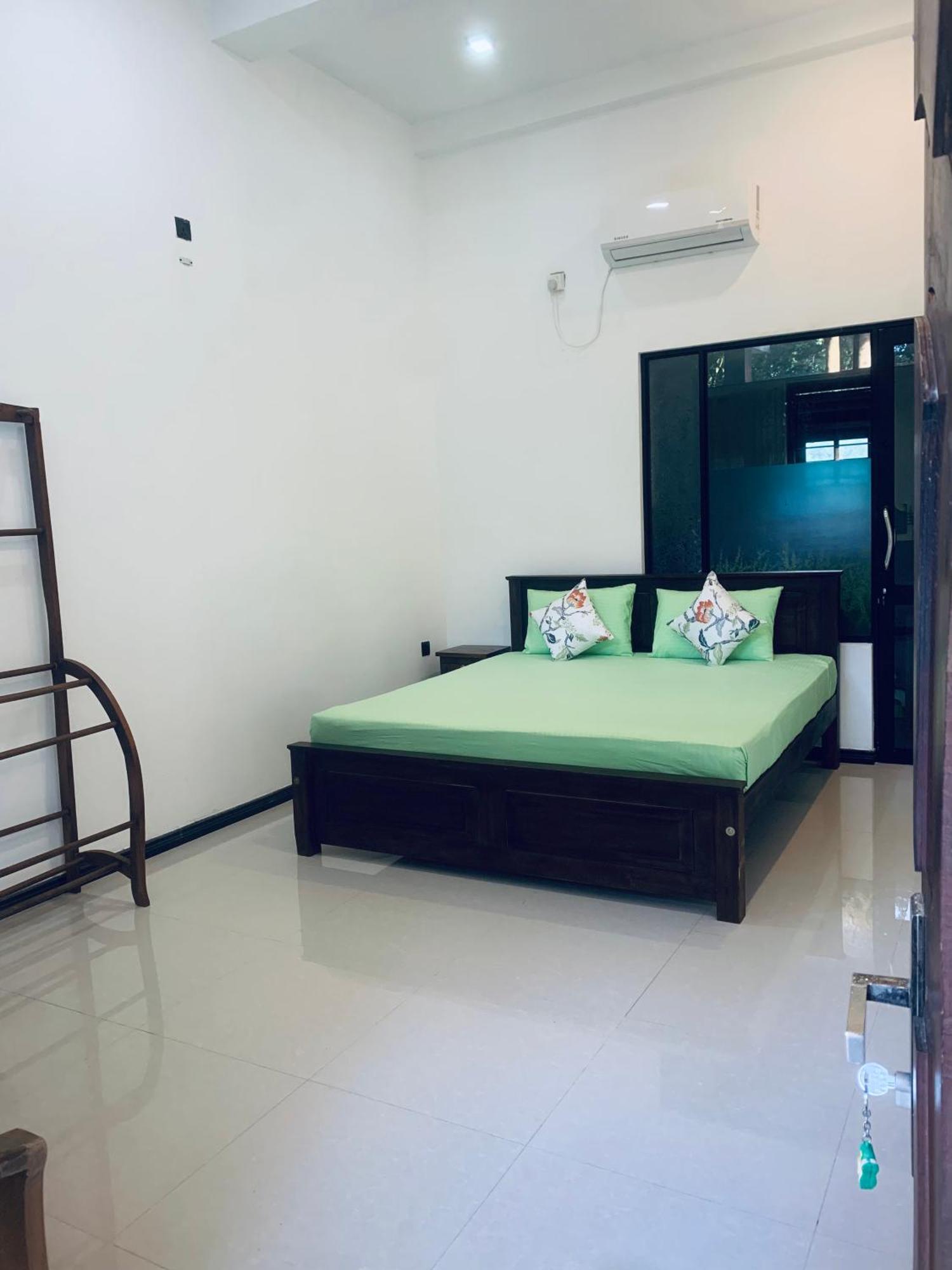 Center Point Villa أونا واتونا المظهر الخارجي الصورة