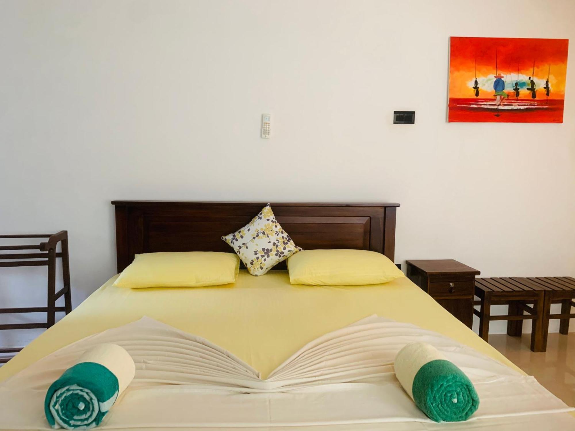 Center Point Villa أونا واتونا المظهر الخارجي الصورة
